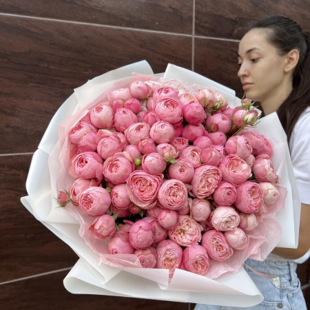 Большой букет из веток кустовой пион розы премиального сорта Silva Pink